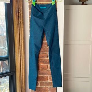 Outdoor Voices 3/4 Warmup Legging